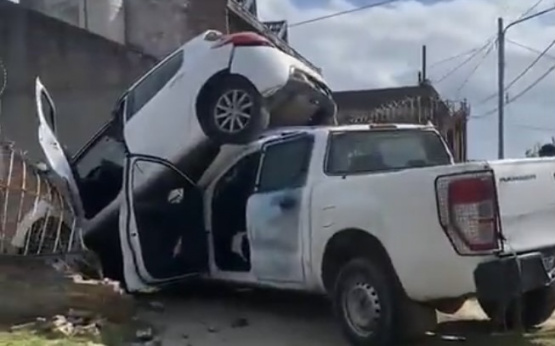 Una familia se salvó por minutos de morir aplastada