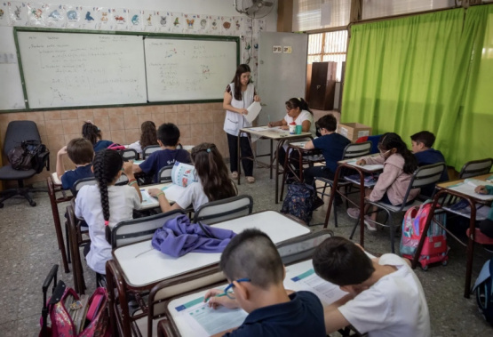 Provincia: Declaran inconstitucional el límite de edad para cargos docentes titulares