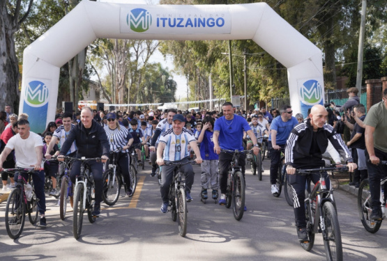 Ituzaingó: Pablo Descalzo encabezó la primera bicicleteada “por la memoria” para toda la familia